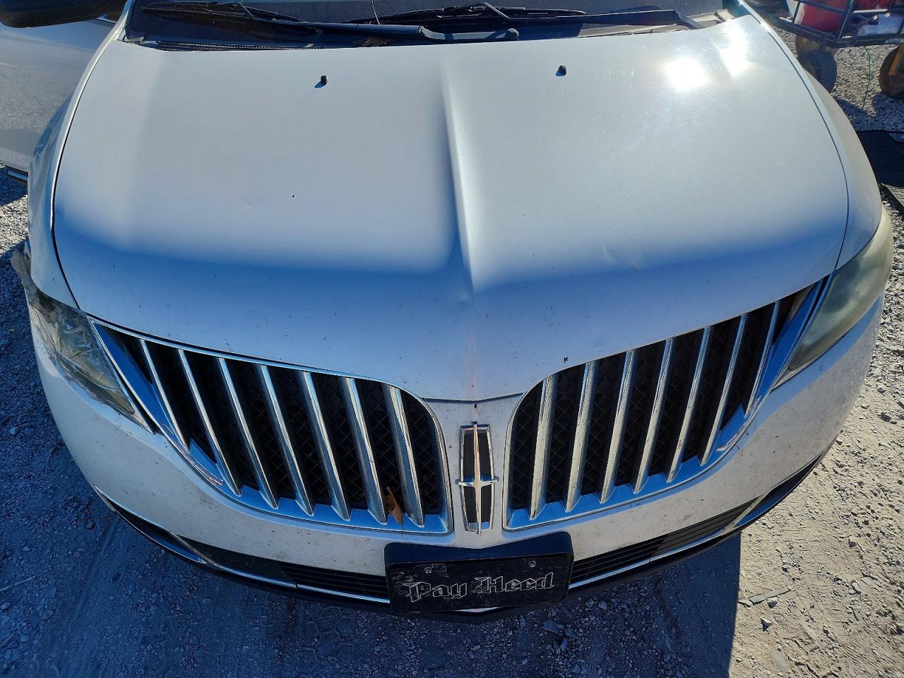2011 LINCOLN TOWNHOUSE MKX photo 12