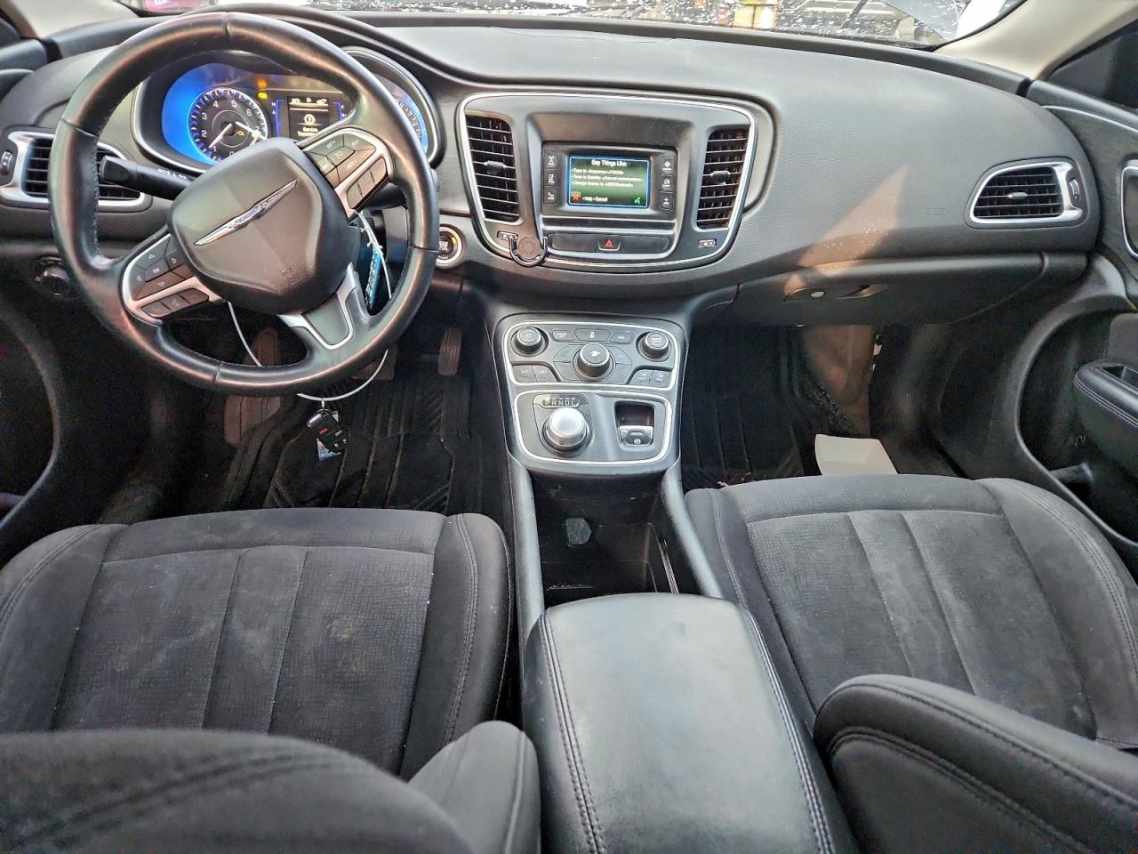 2015 CHRYSLER 200 LIMITED photo 8