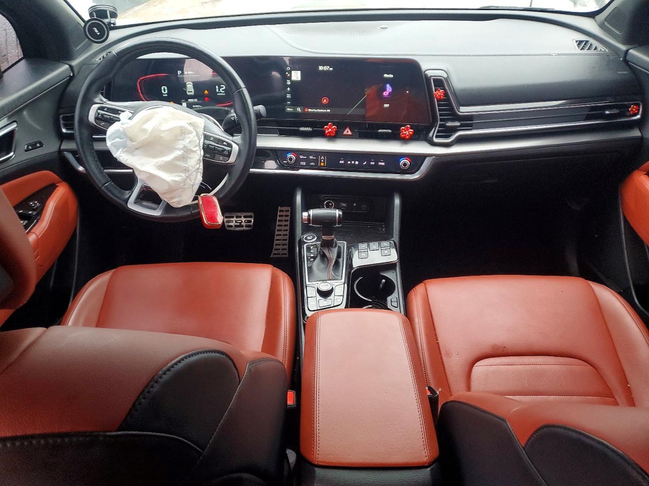 2023 KIA SPORTAGE EX photo 8