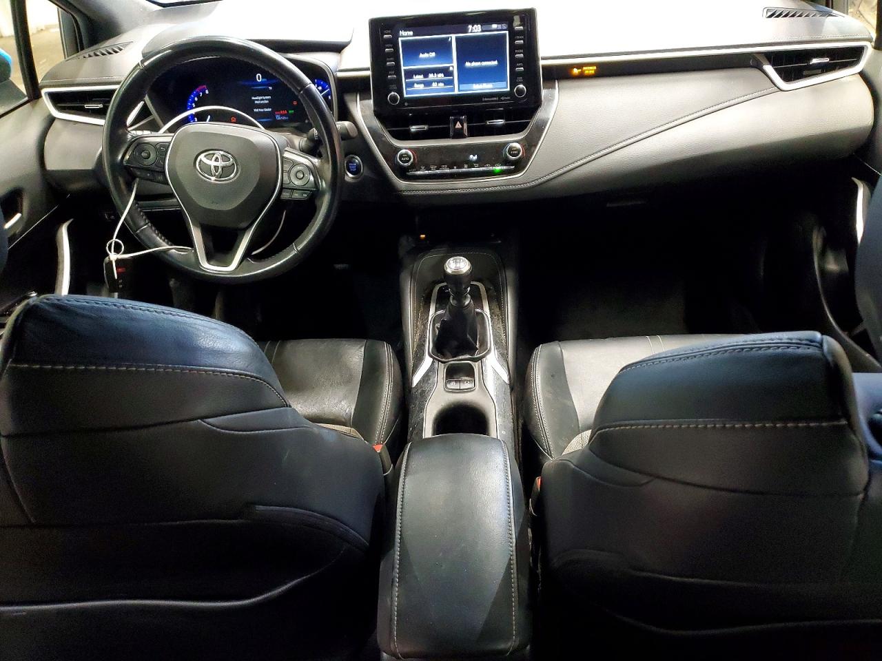 2019 TOYOTA COROLLA SE photo 8