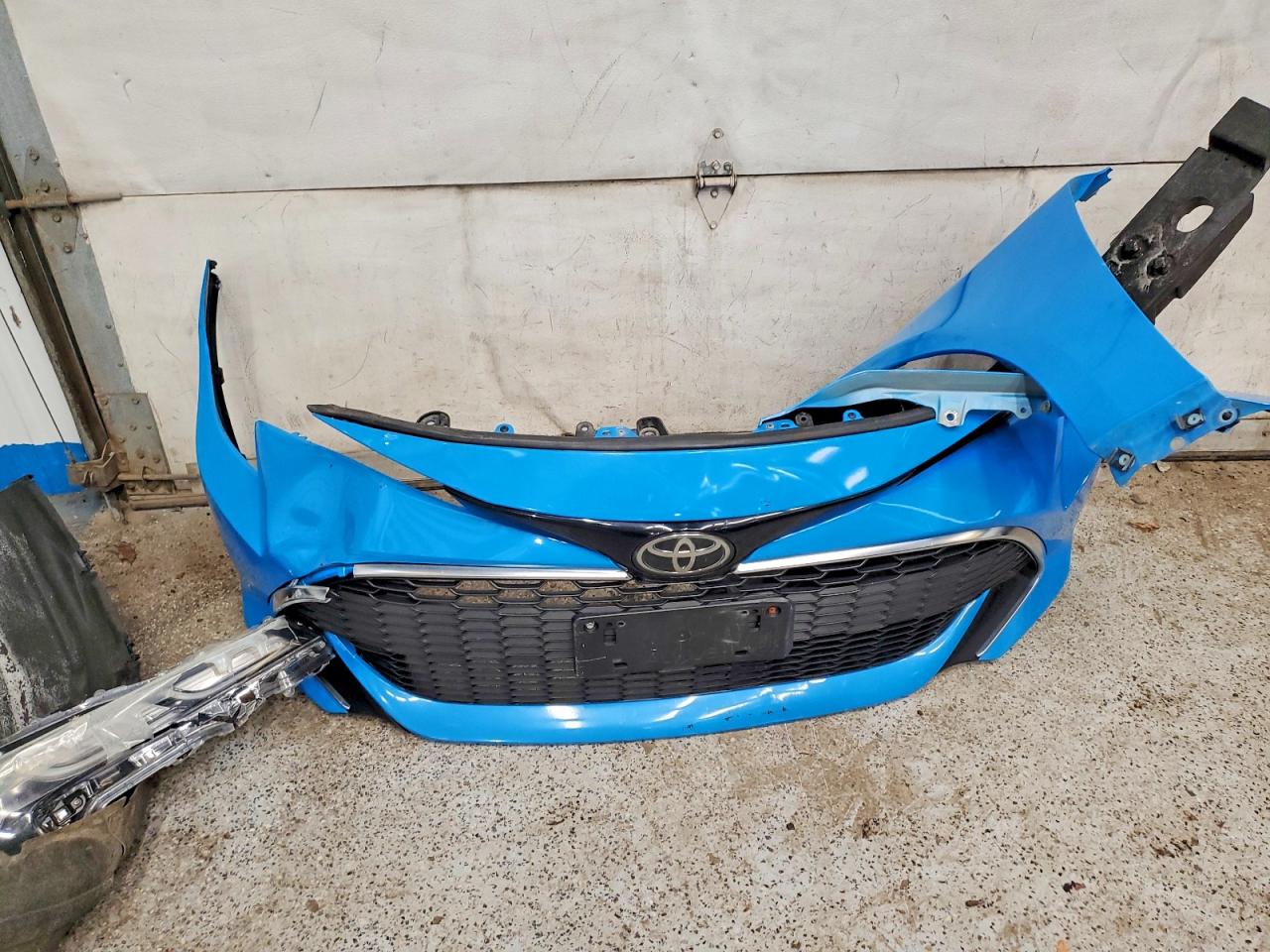 2019 TOYOTA COROLLA SE photo 12