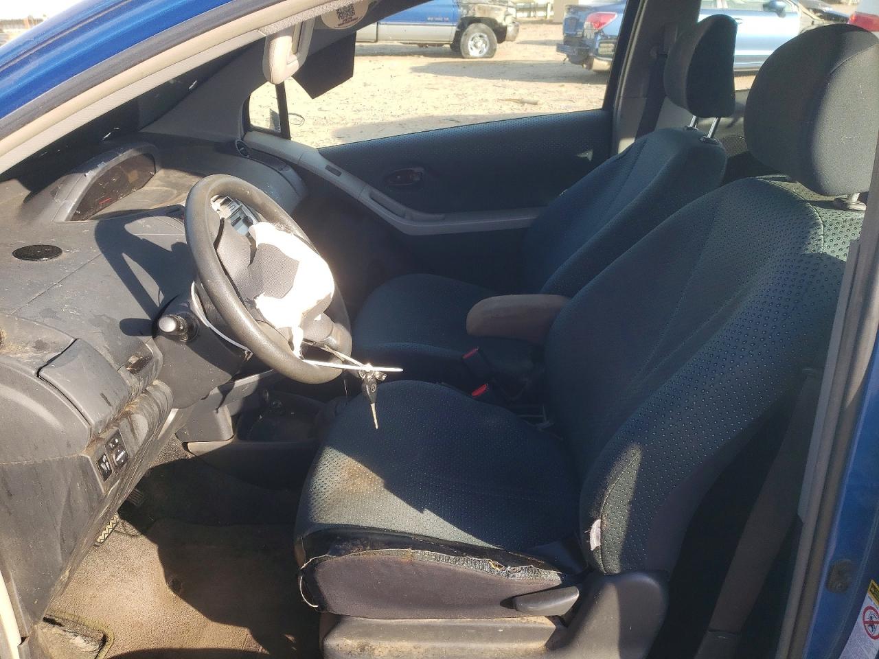 2008 TOYOTA YARIS photo 7
