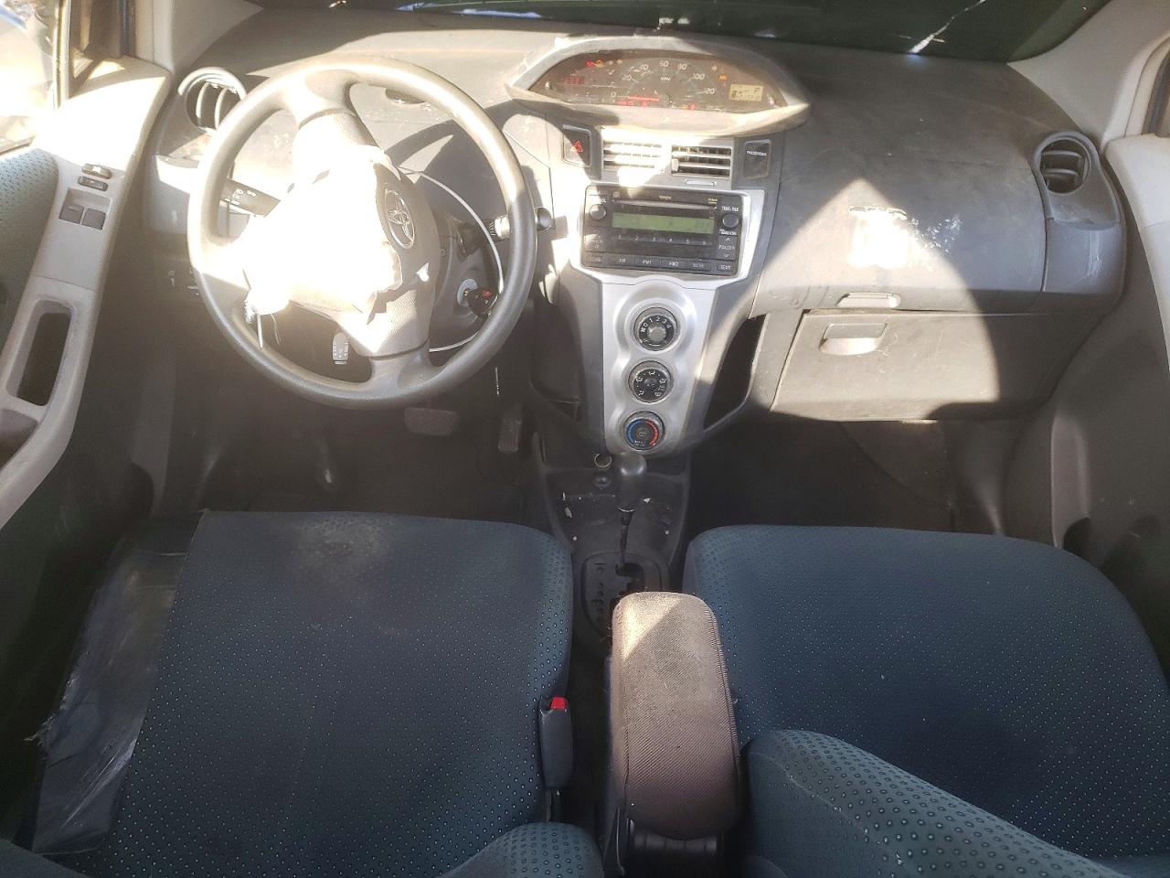2008 TOYOTA YARIS photo 8
