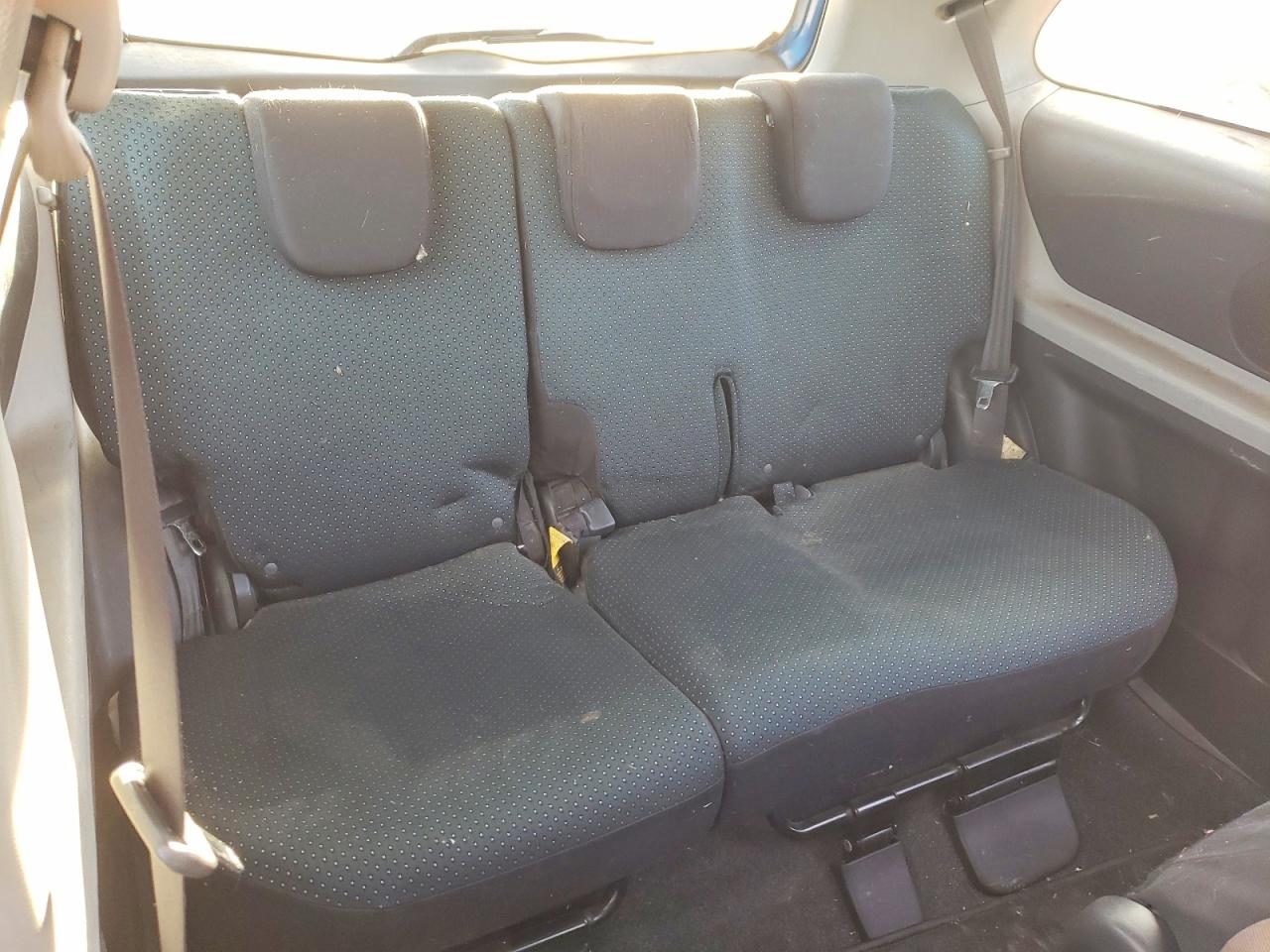 2008 TOYOTA YARIS photo 11