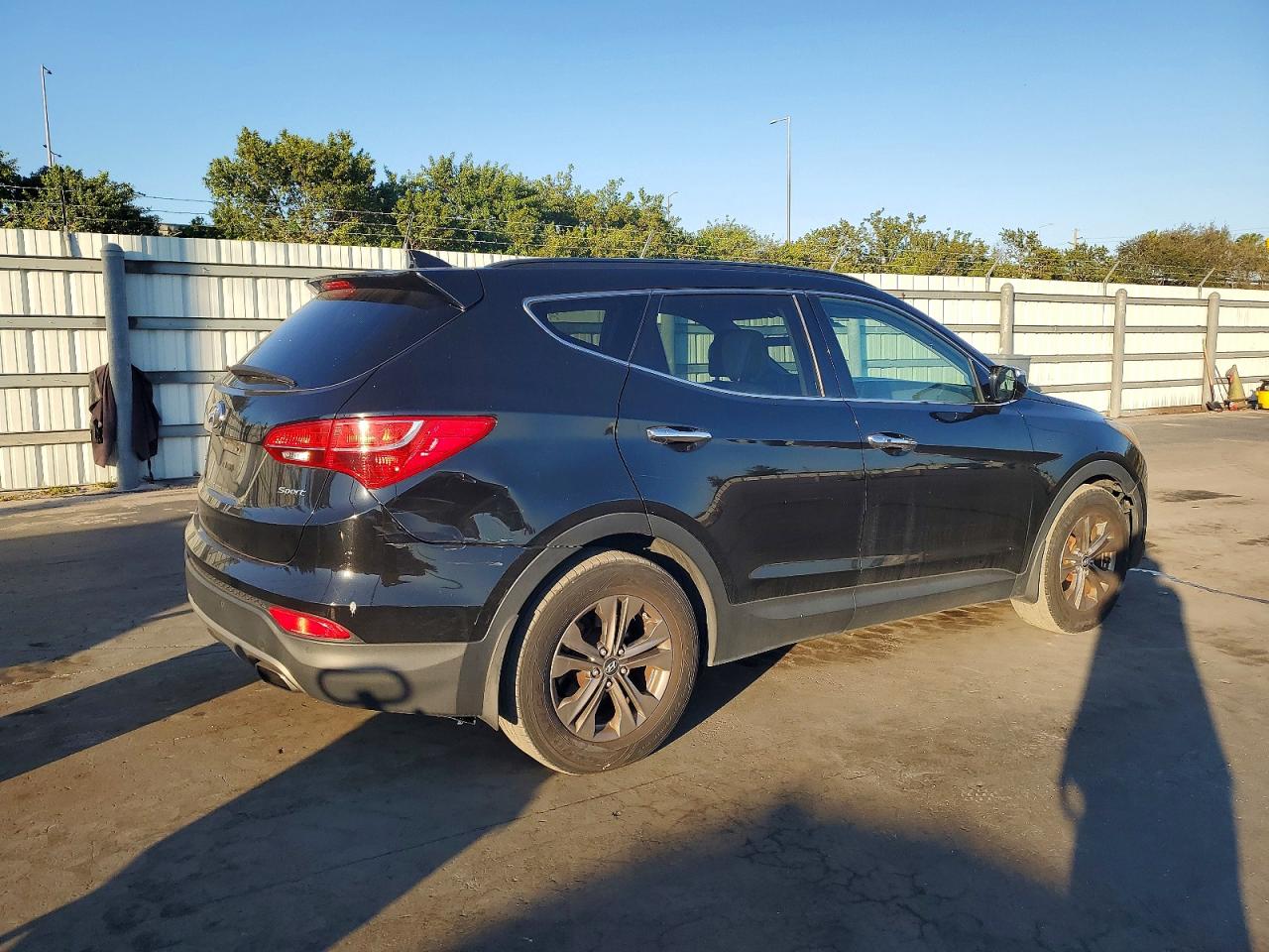 2014 HYUNDAI SANTA FE SPORT photo 3