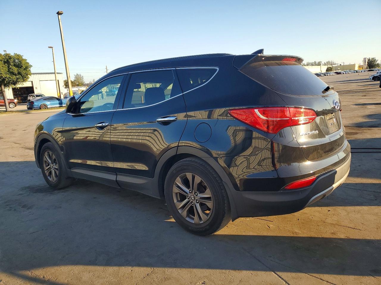 2014 HYUNDAI SANTA FE SPORT photo 2