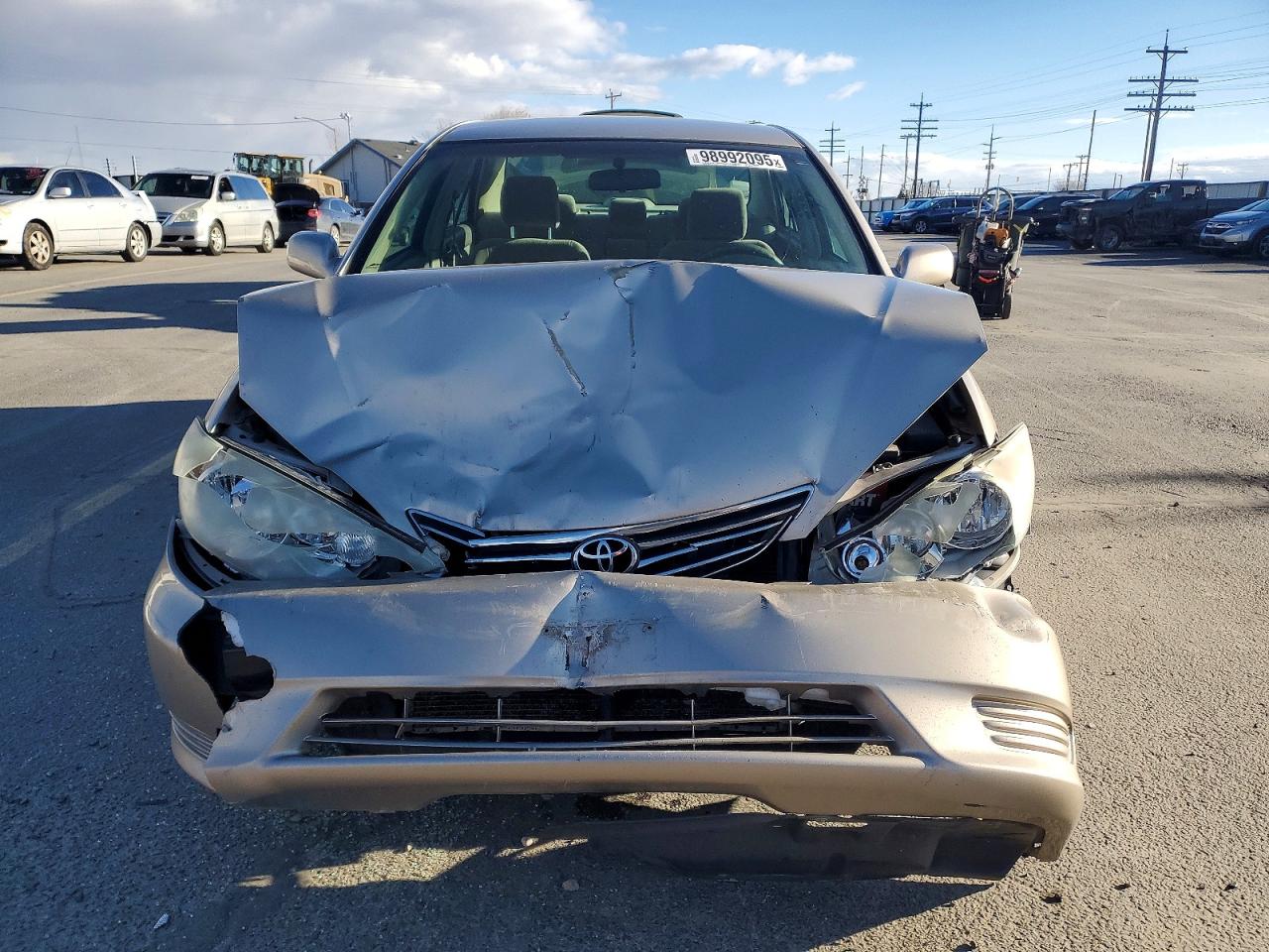 2005 TOYOTA CAMRY LE photo 5