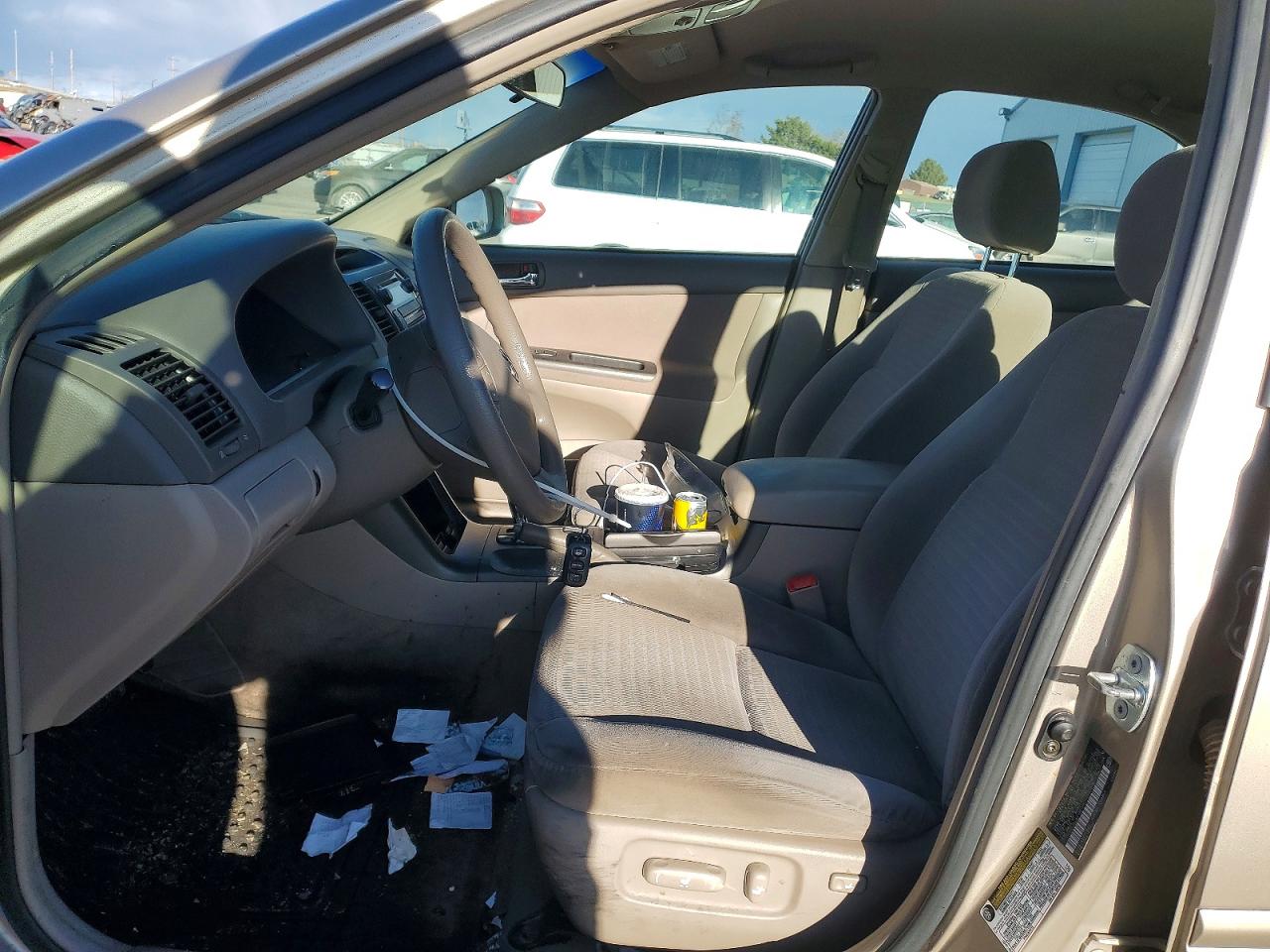 2005 TOYOTA CAMRY LE photo 7