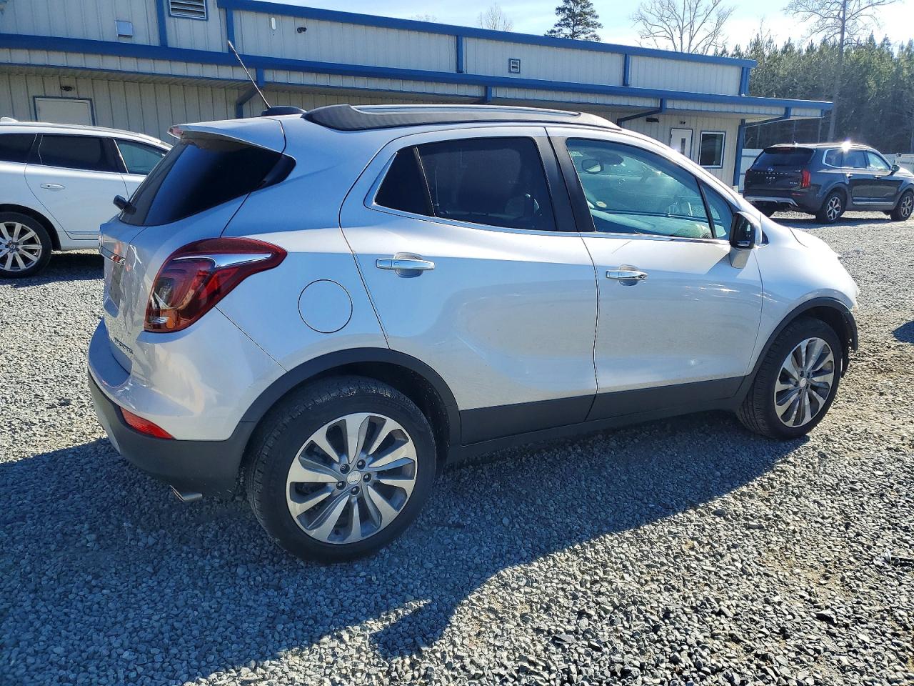 2020 BUICK ENCORE PREFERRED photo 3