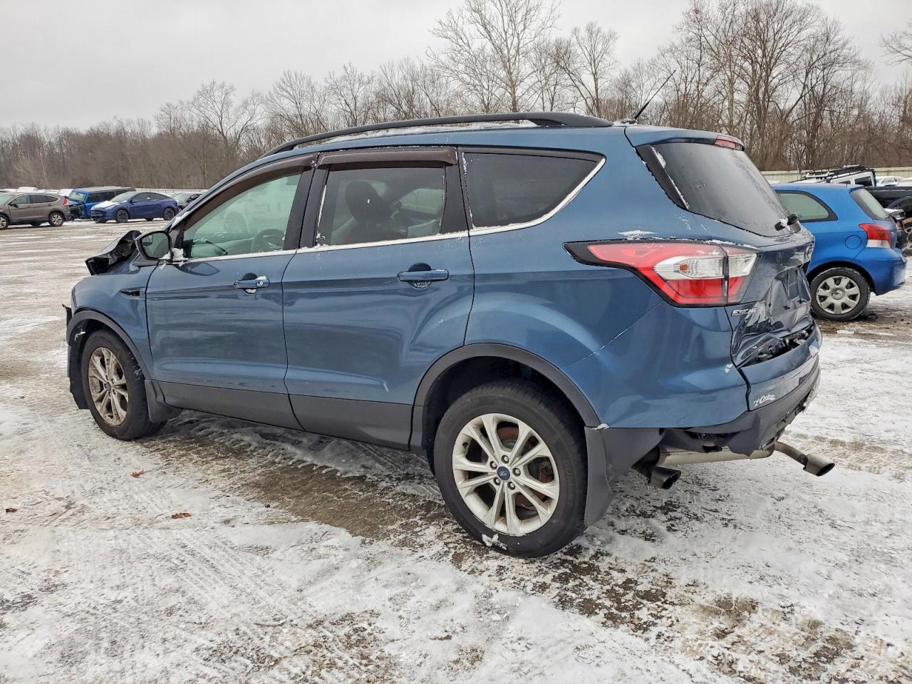 2018 FORD ESCAPE SE photo 2