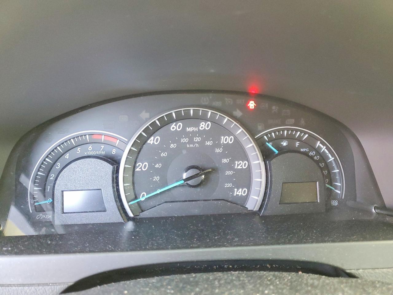 2012 TOYOTA CAMRY BASE photo 17