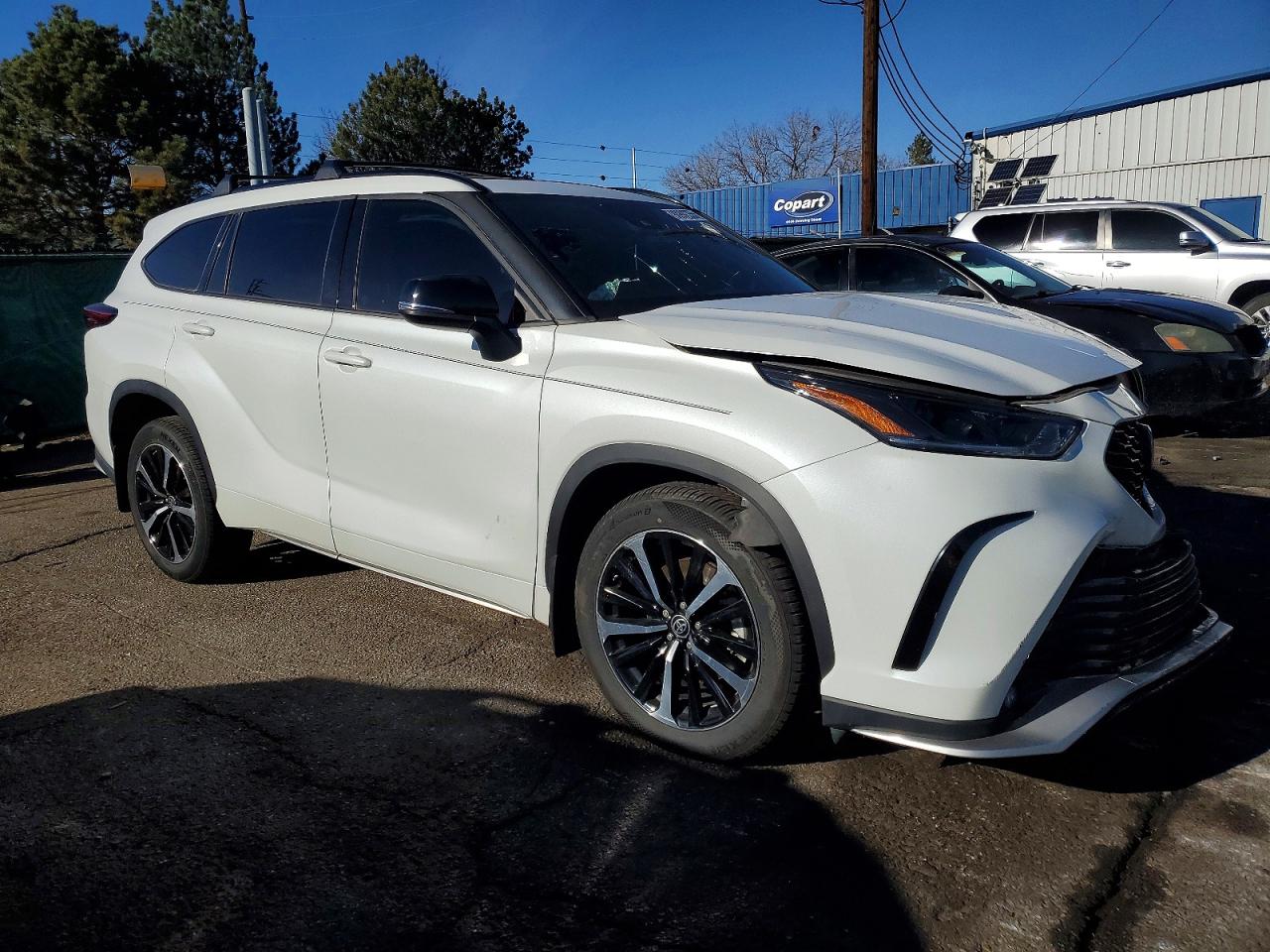 2022 TOYOTA HIGHLANDER XSE photo 4
