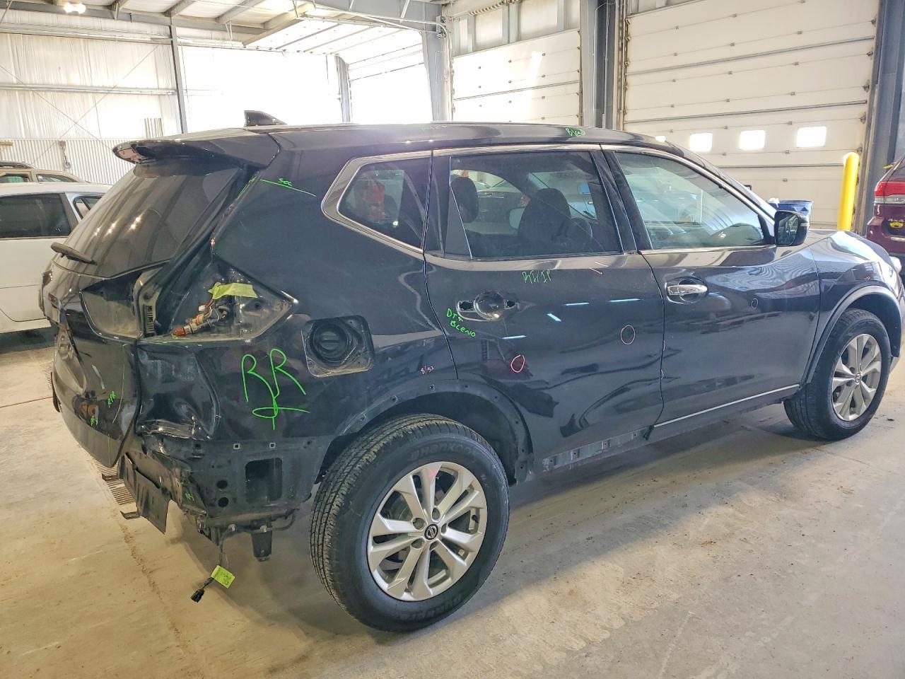 2018 NISSAN ROGUE S photo 3