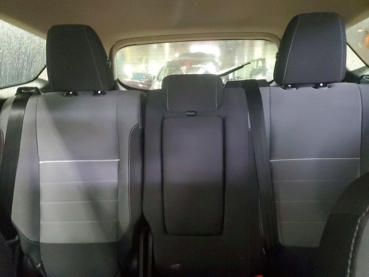 2015 FORD ESCAPE SE photo 10