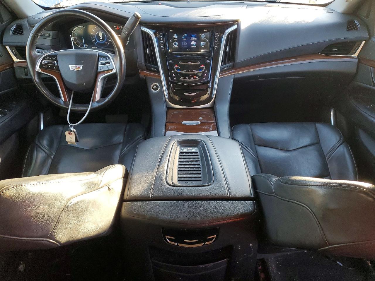 2019 CADILLAC ESCALADE ESV LUXURY photo 8