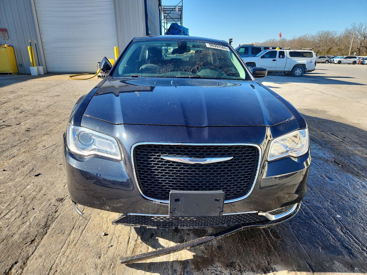 2016 CHRYSLER 300 LIMITED photo 5