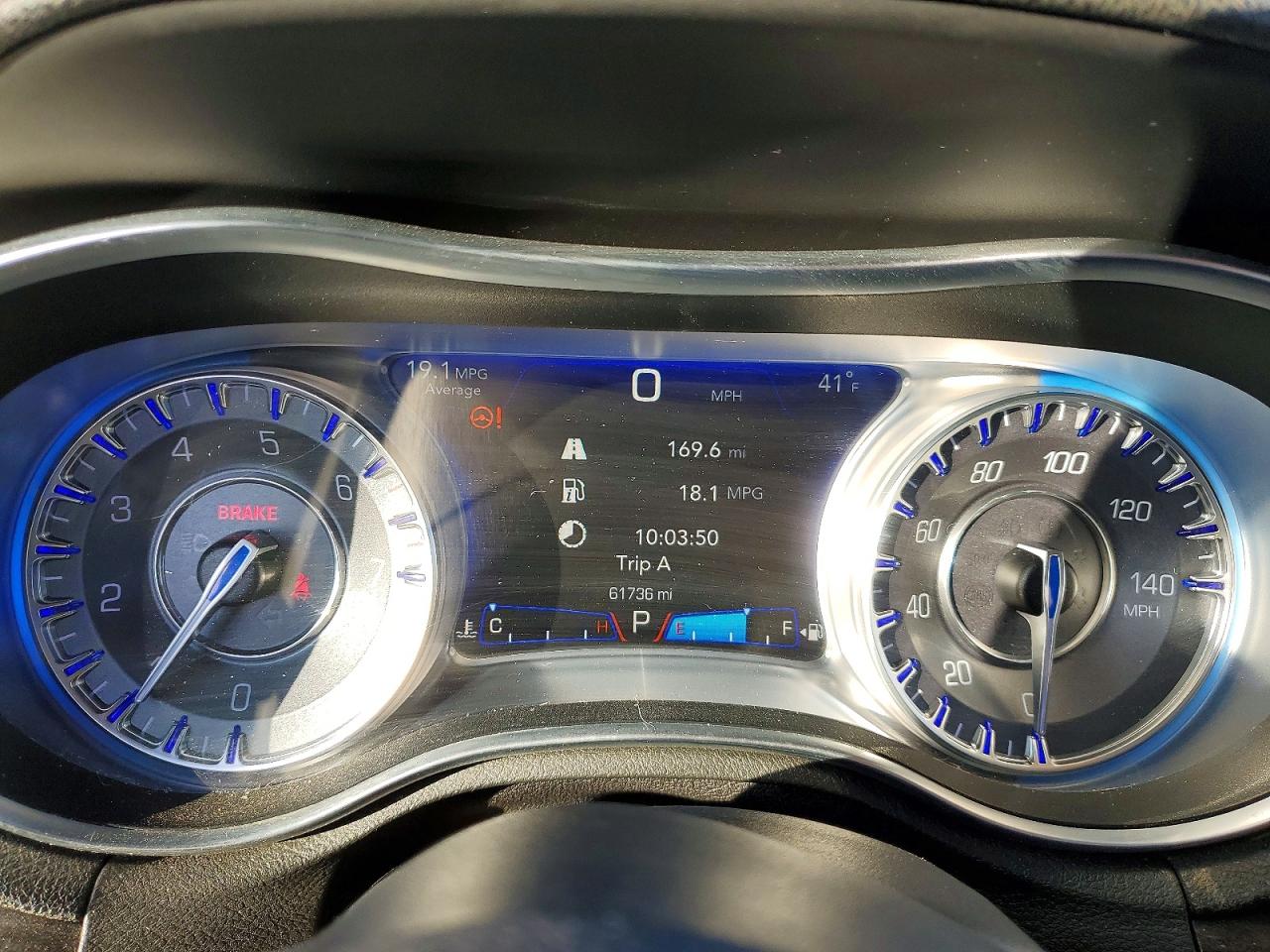 2016 CHRYSLER 300 LIMITED photo 9