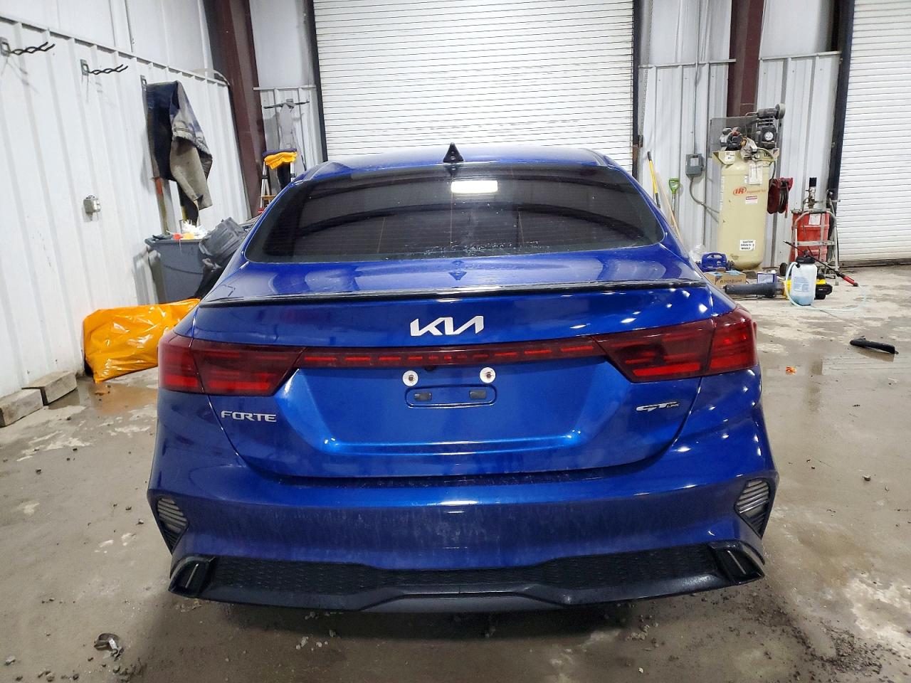 2024 KIA FORTE GT LINE photo 6