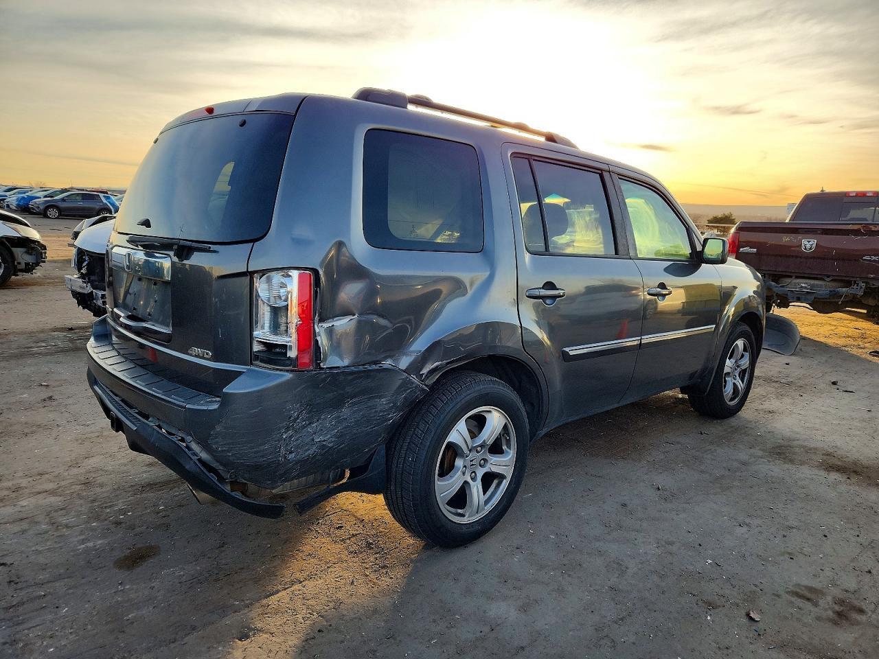2012 HONDA PILOT EX photo 5