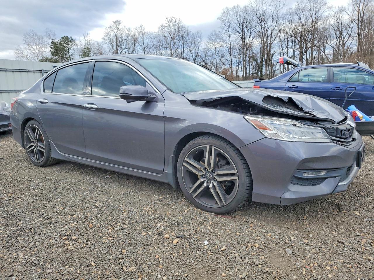 2016 HONDA ACCORD TOURING photo 4