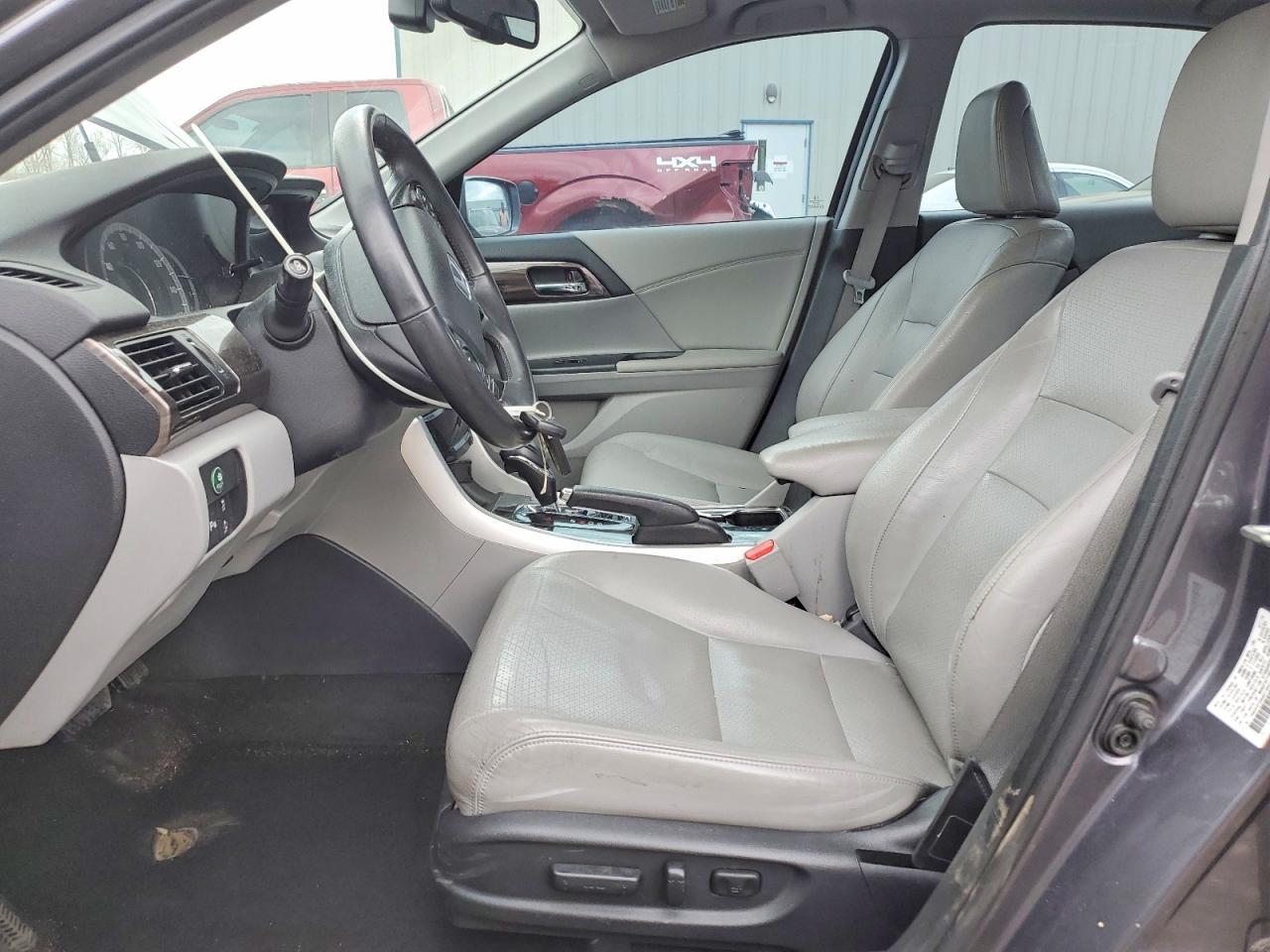 2016 HONDA ACCORD TOURING photo 7