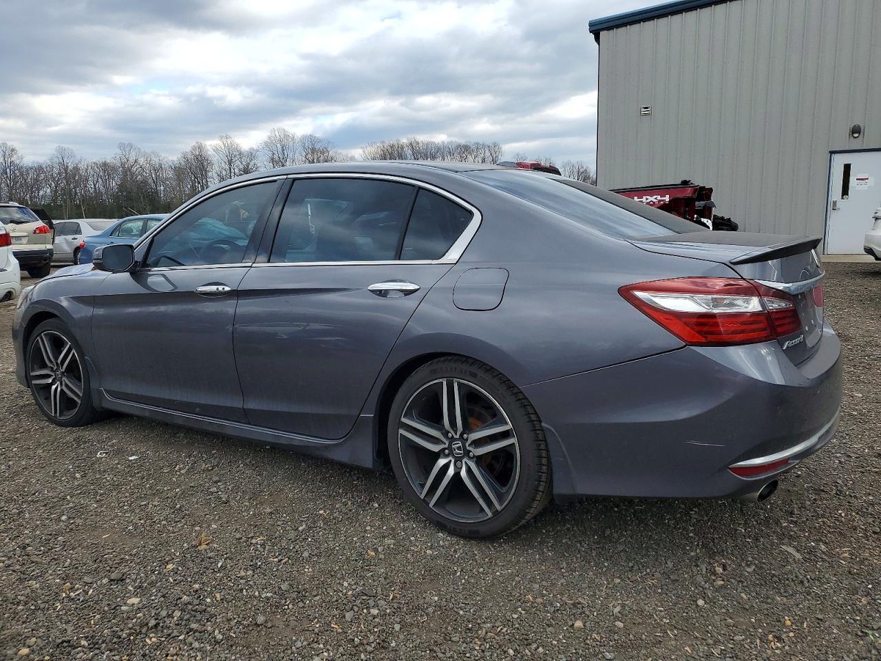 2016 HONDA ACCORD TOURING photo 2