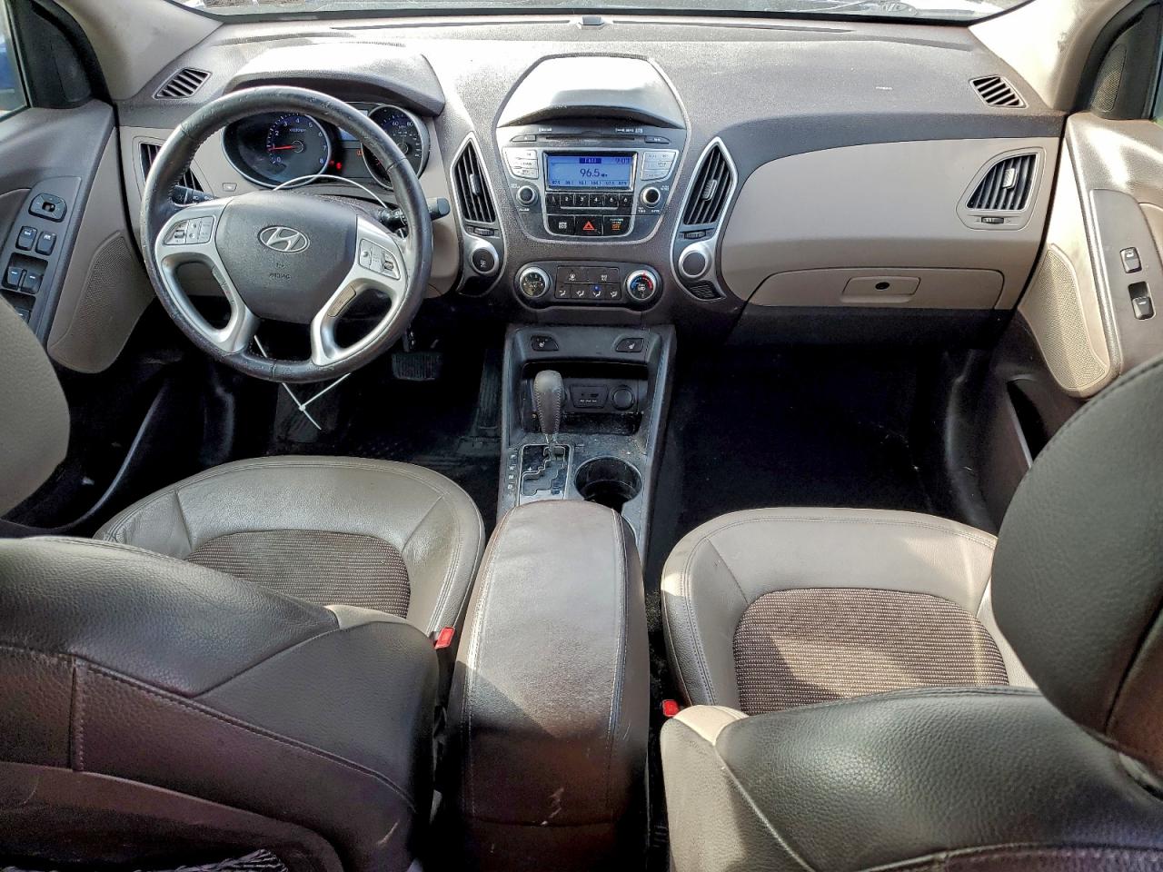 2012 HYUNDAI TUCSON GLS photo 8