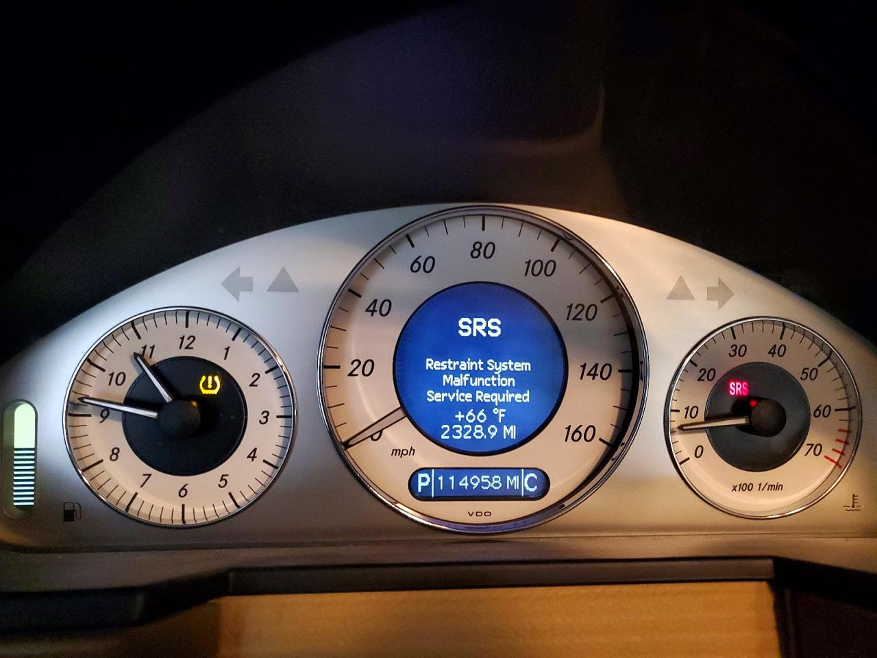 2009 MERCEDES-BENZ E 350 photo 9