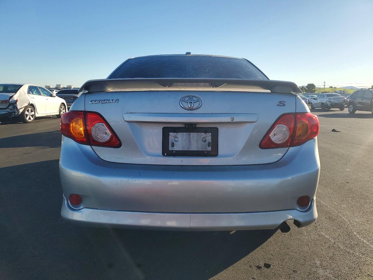 2010 TOYOTA COROLLA BASE photo 6