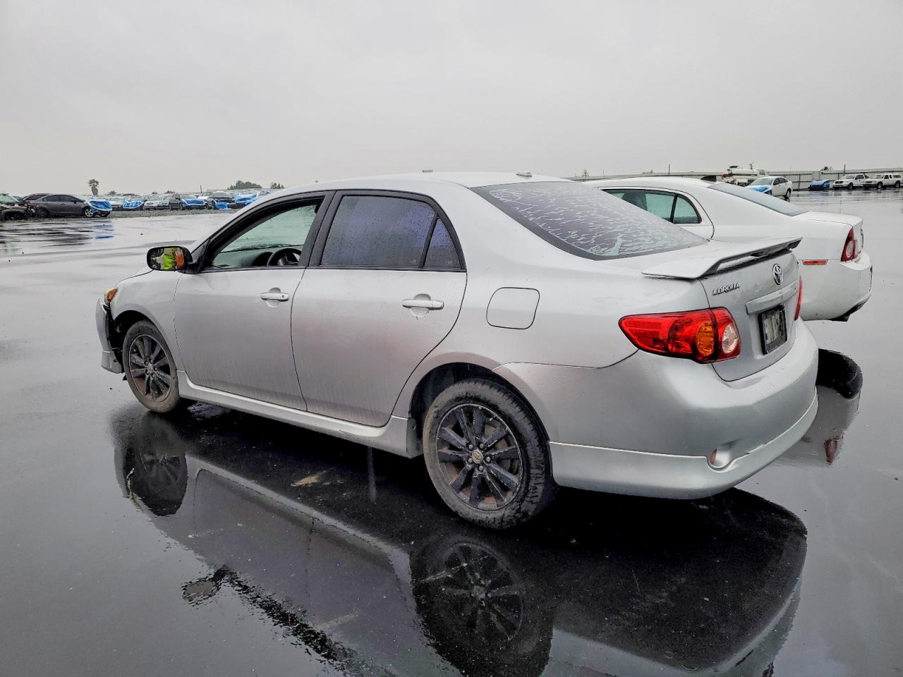 2010 TOYOTA COROLLA BASE photo 2