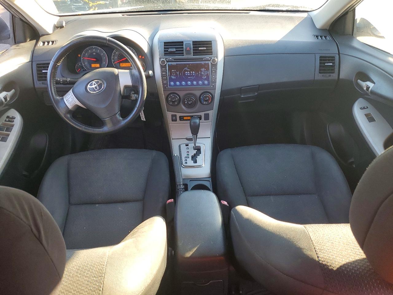 2010 TOYOTA COROLLA BASE photo 8