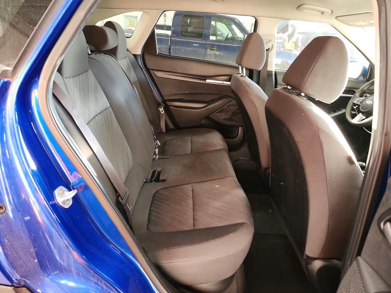 2021 KIA SELTOS LX photo 11