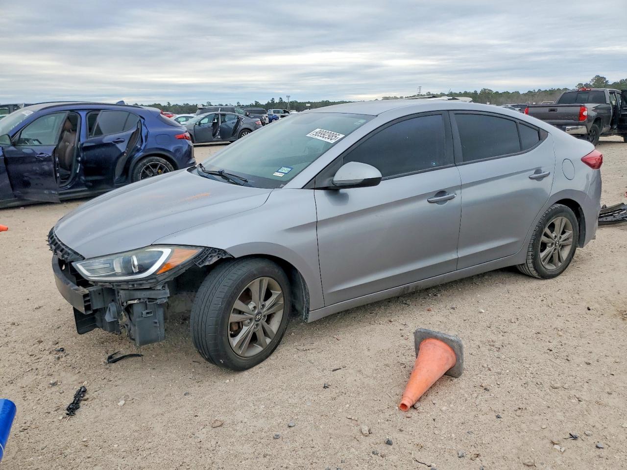 2017 HYUNDAI ELANTRA