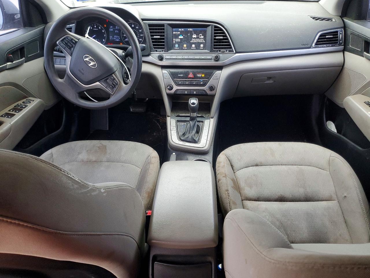 2017 HYUNDAI ELANTRA SE photo 8