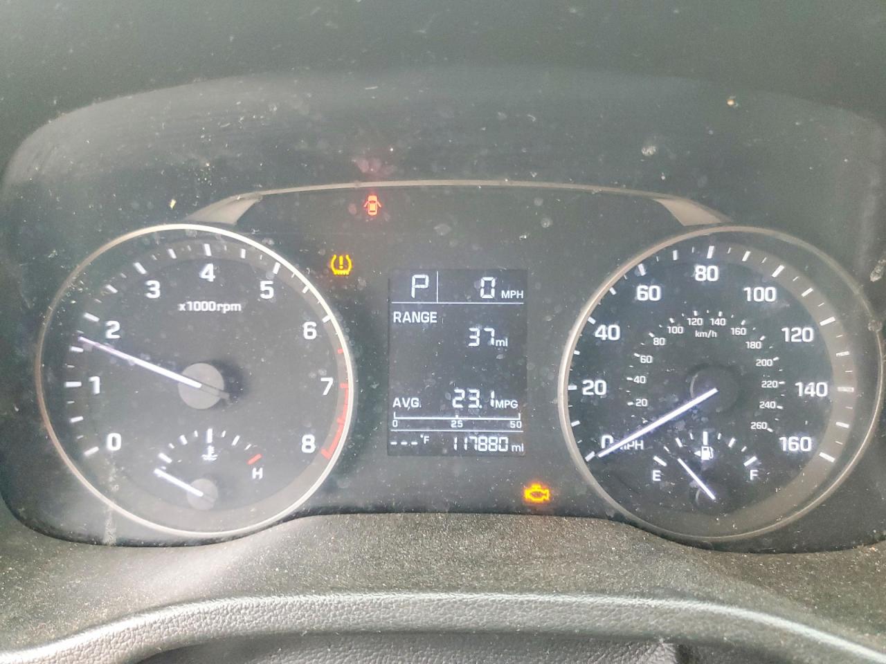 2017 HYUNDAI ELANTRA SE photo 9