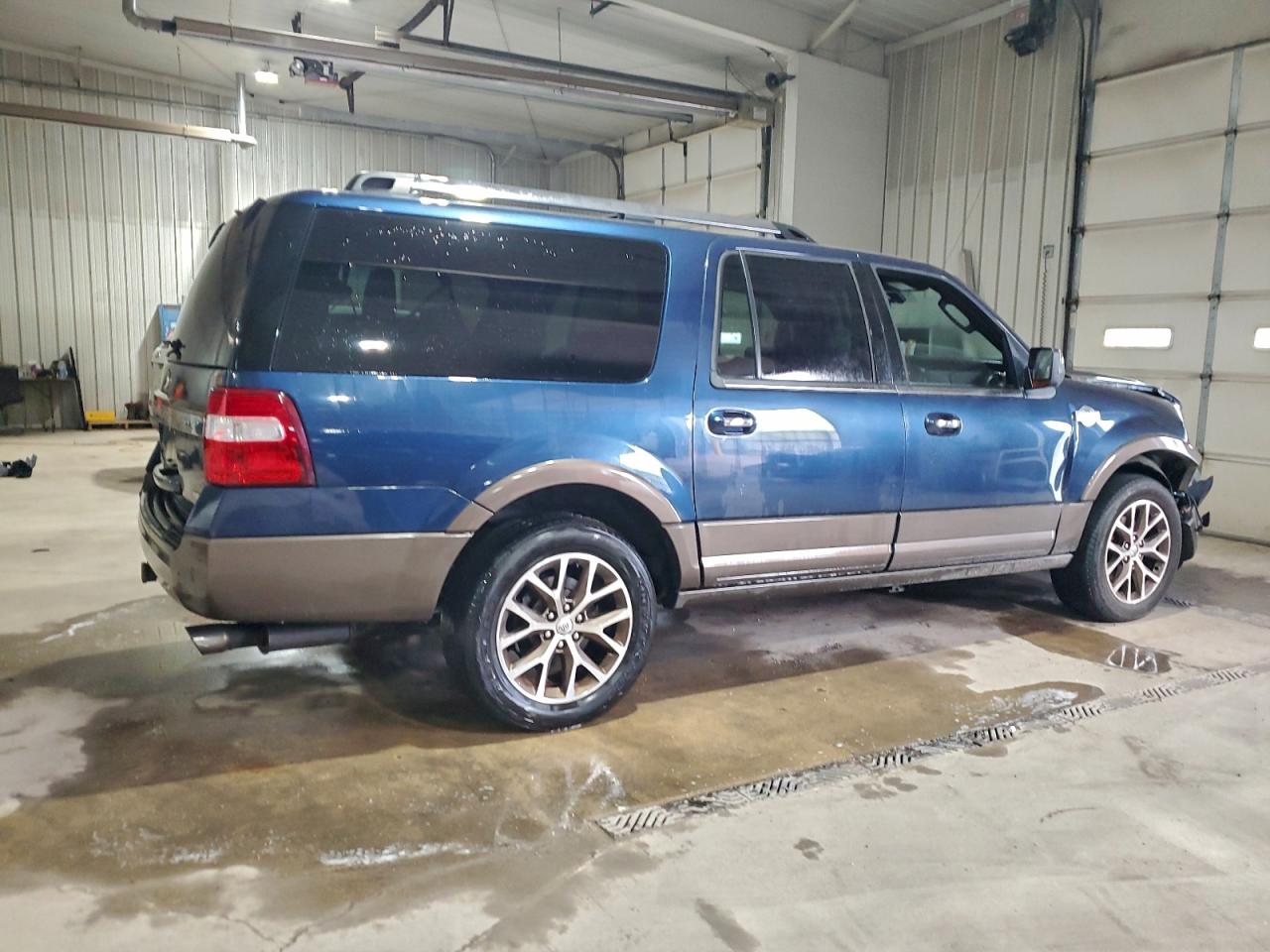 2015 FORD EXPEDITION EL XLT photo 3