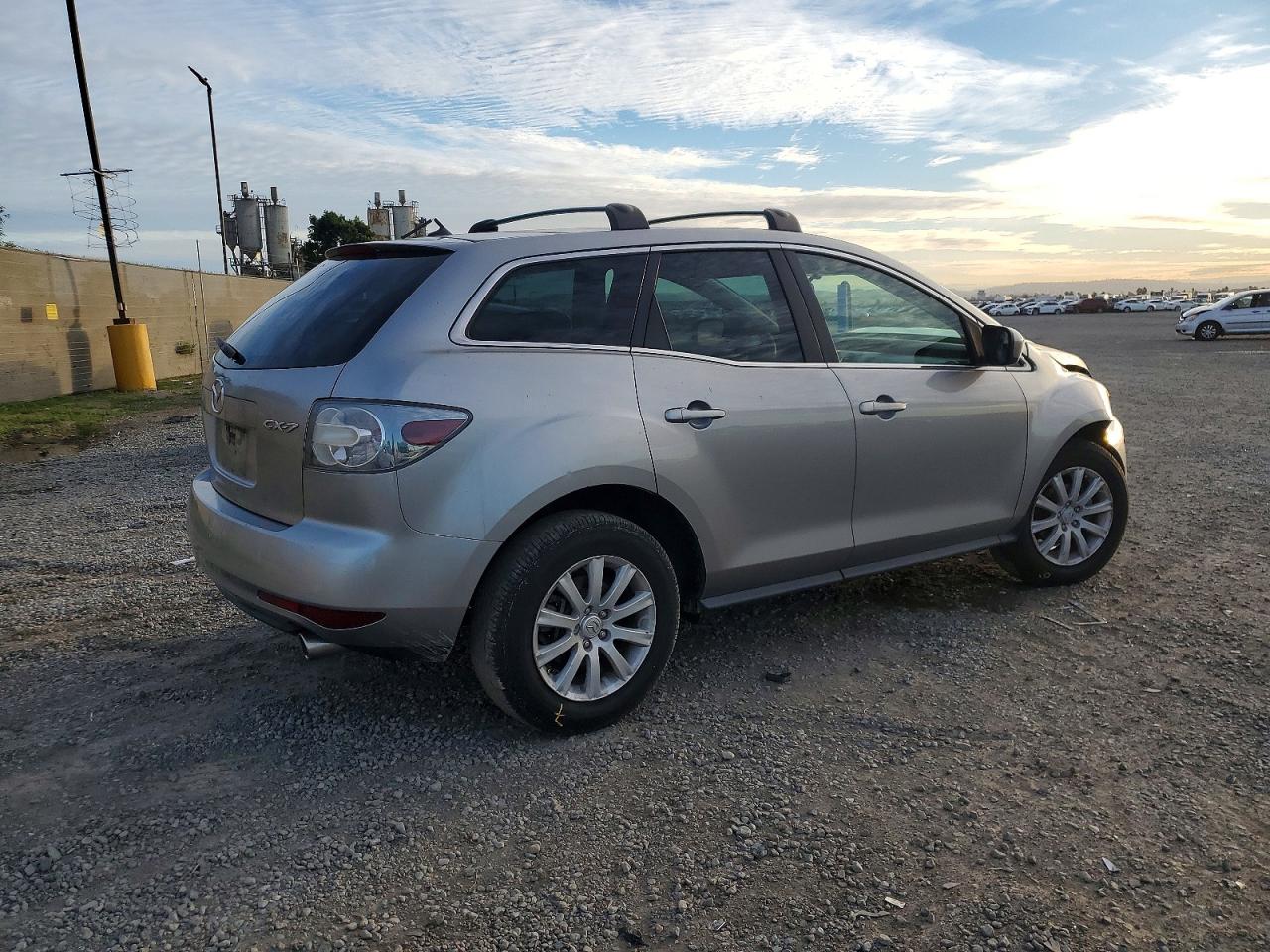 2010 MAZDA CX-7 photo 3