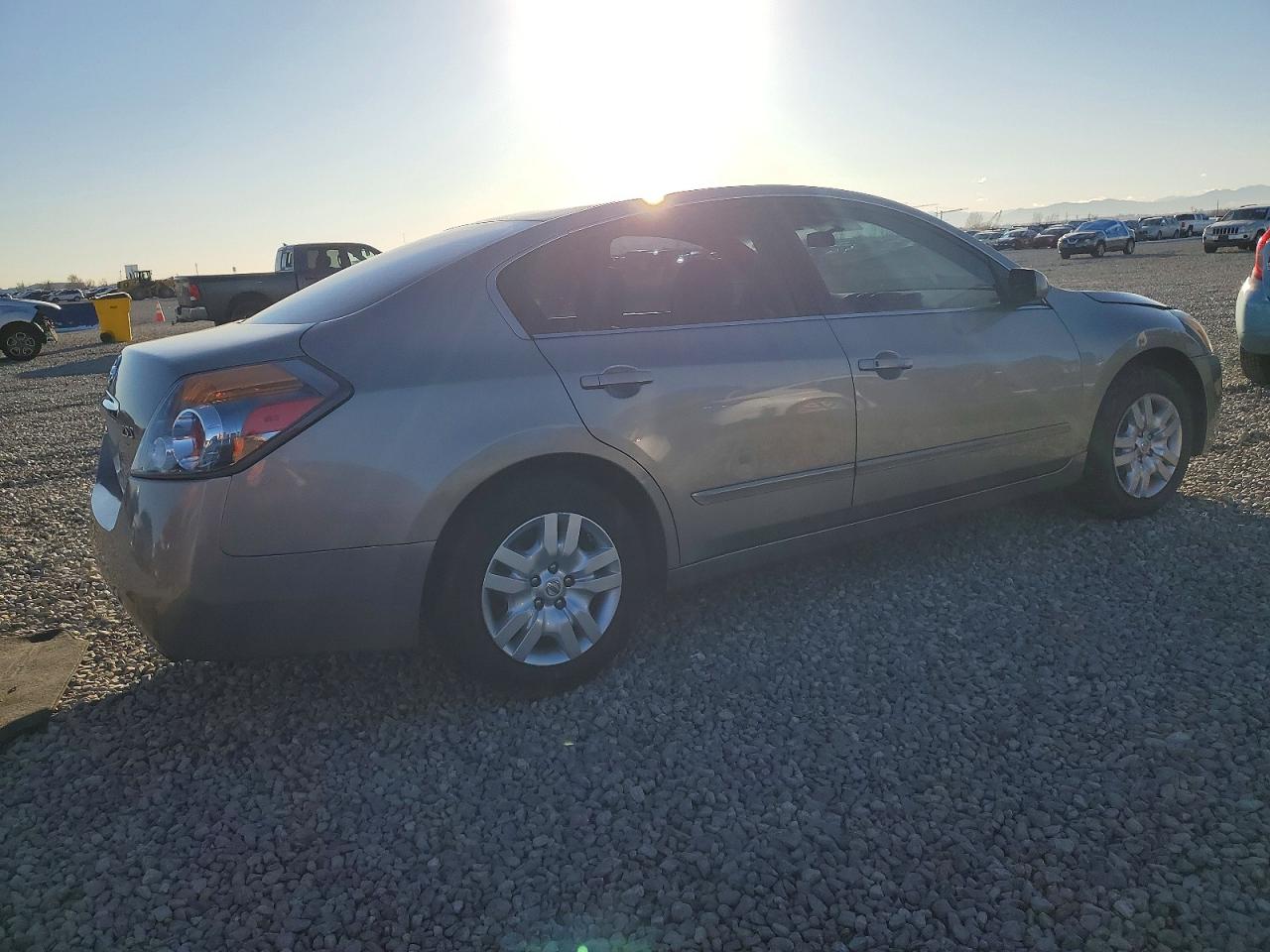 2012 NISSAN ALTIMA photo 3