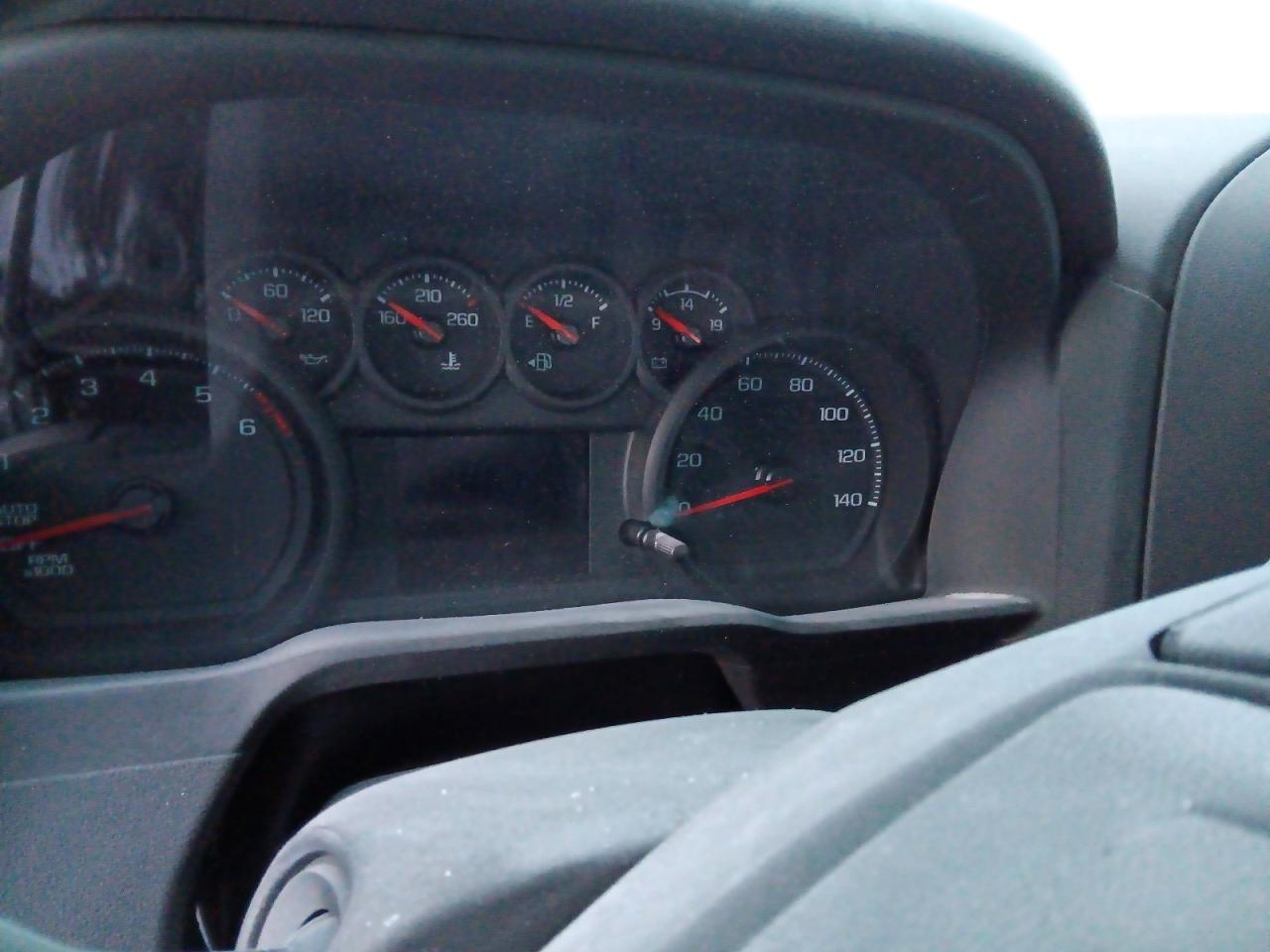 2025 CHEVROLET SILVERADO K1500 CUSTOM photo 9