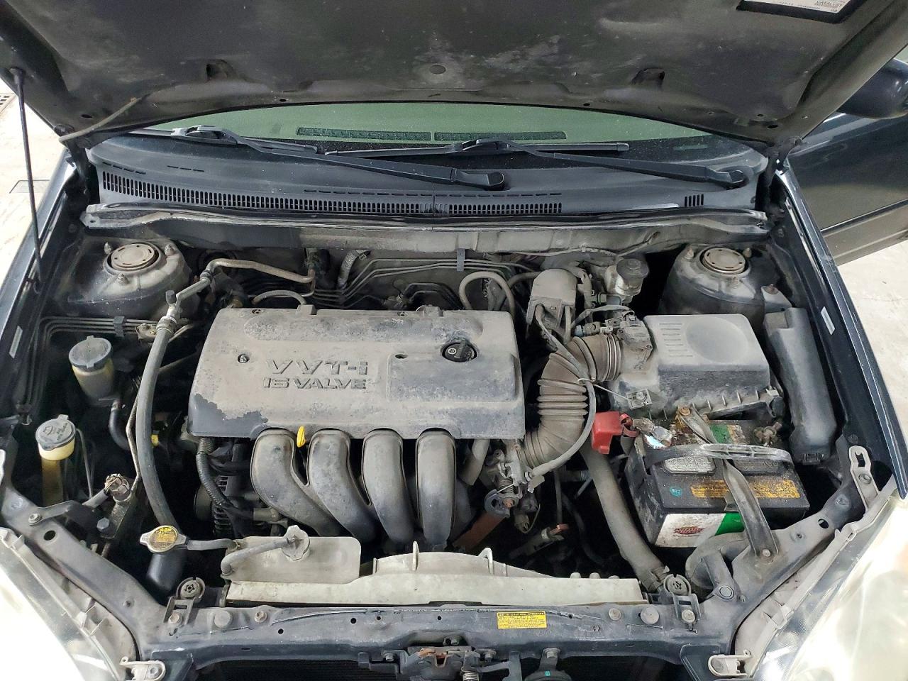 2004 TOYOTA COROLLA CE photo 11