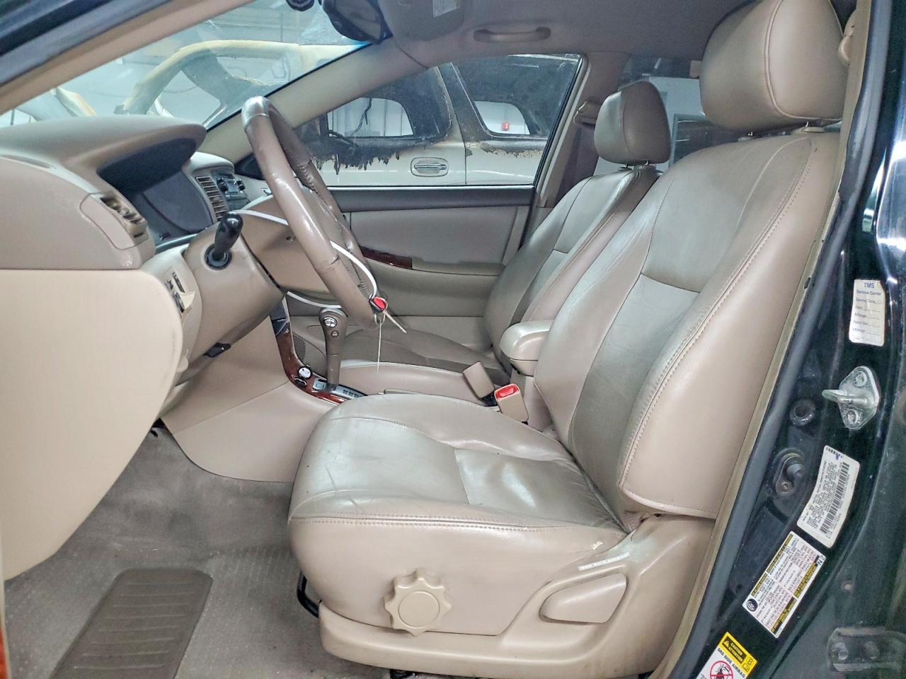 2004 TOYOTA COROLLA CE photo 7