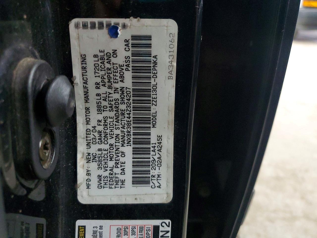 2004 TOYOTA COROLLA CE photo 12