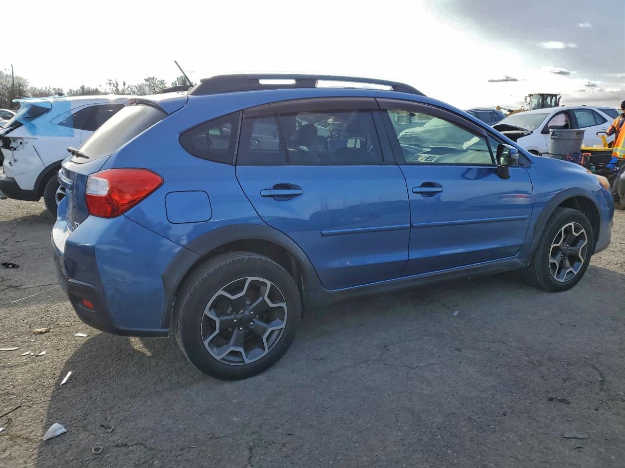 2015 SUBARU XV CROSSTREK 2.0 LIMITED photo 3