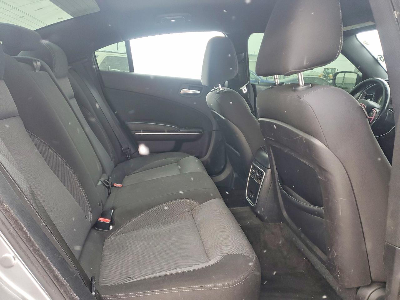 2016 DODGE CHARGER SE photo 10