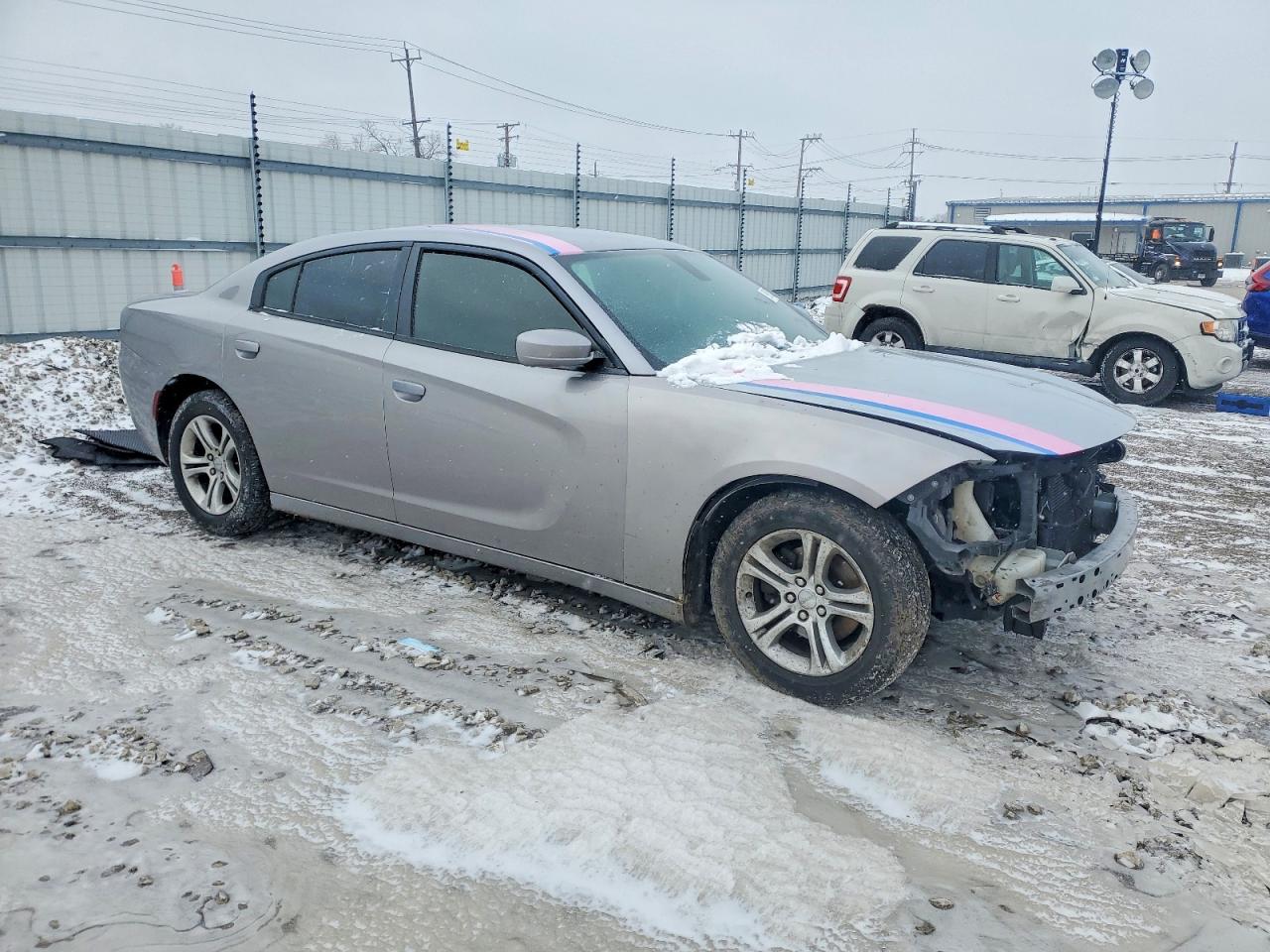 2016 DODGE CHARGER SE photo 4