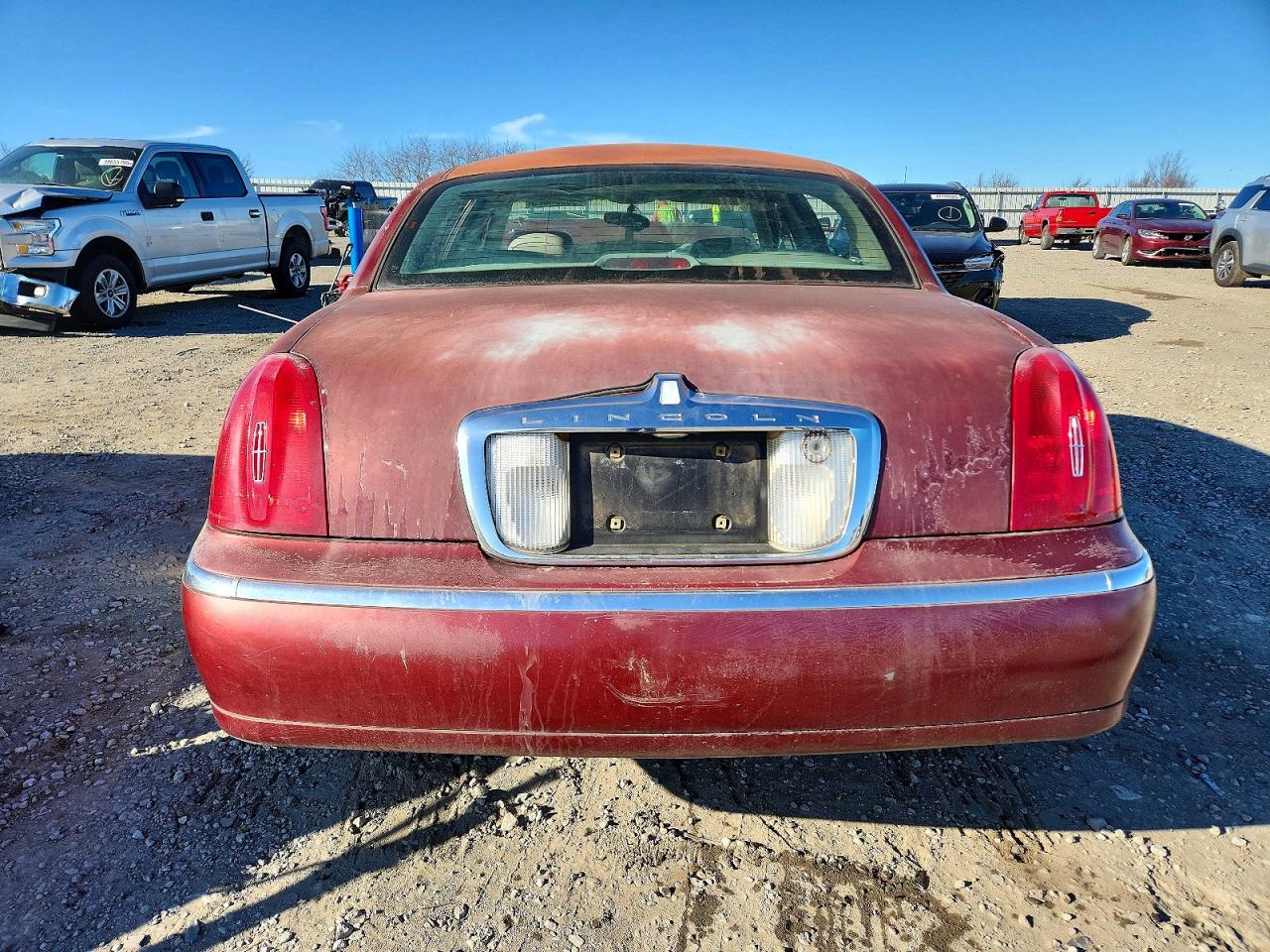 1998 LINCOLN TOWN CAR EXECUTIVE photo 6