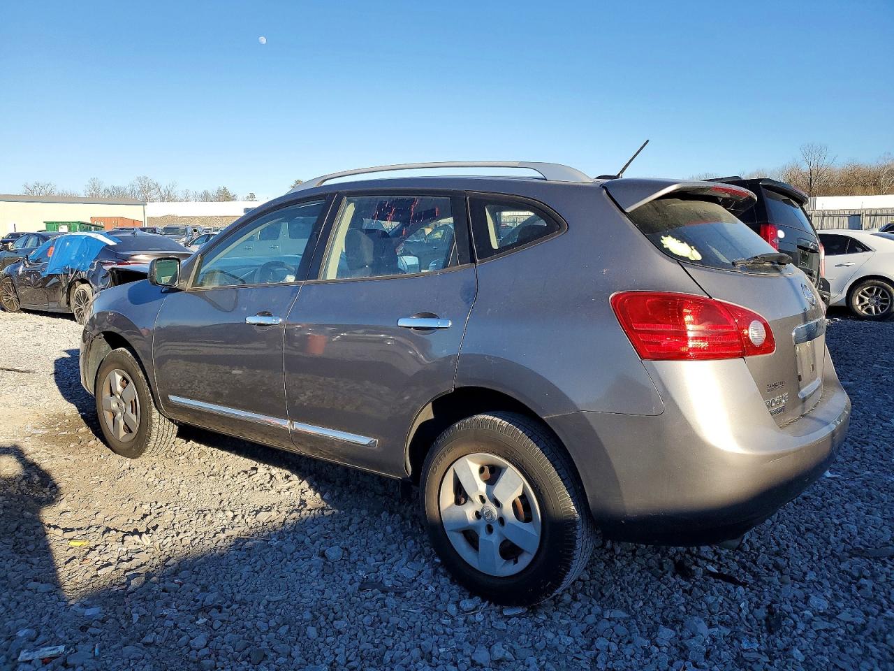 2015 NISSAN ROGUE SELECT S photo 2