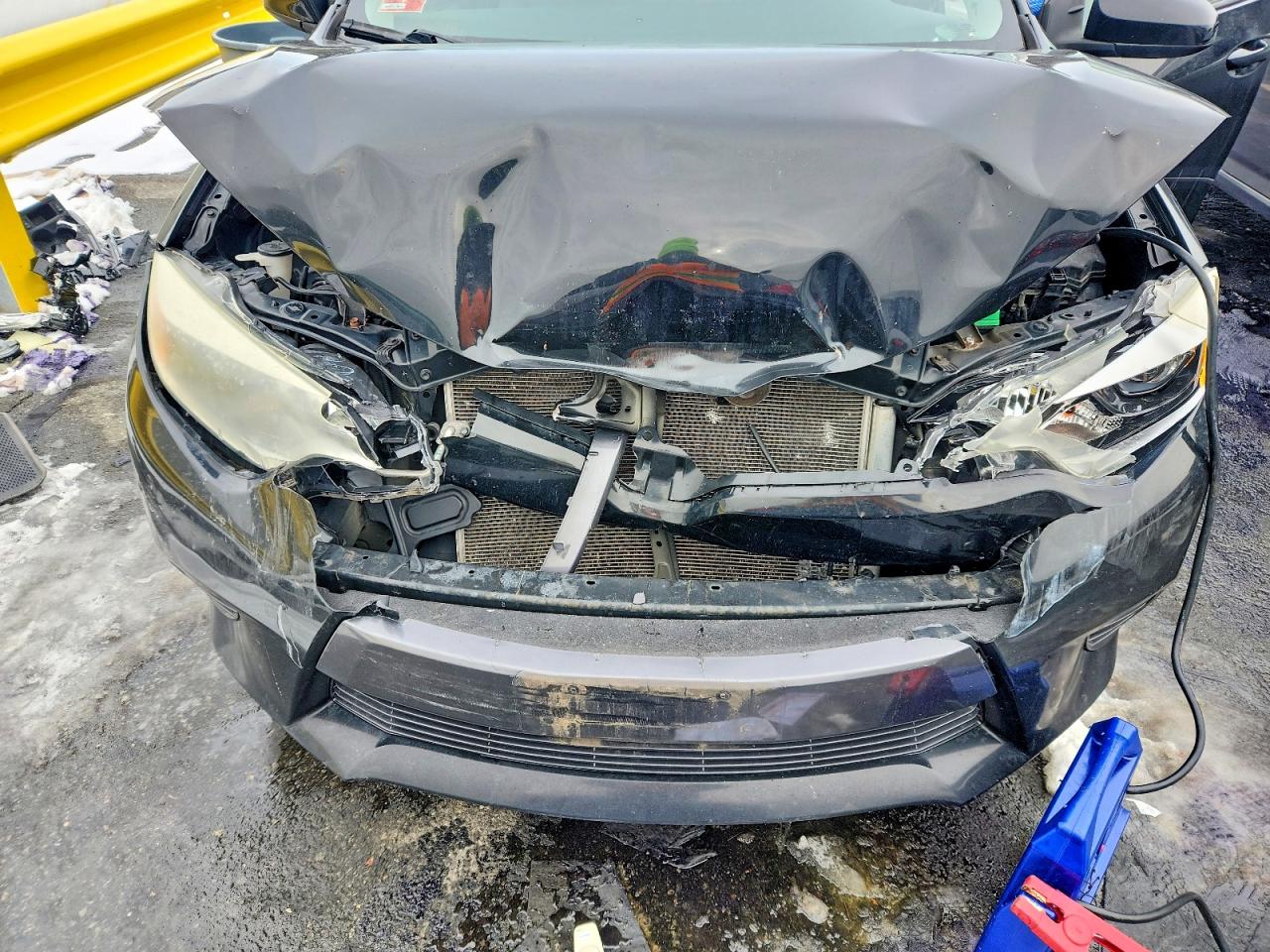 2015 TOYOTA COROLLA L photo 21