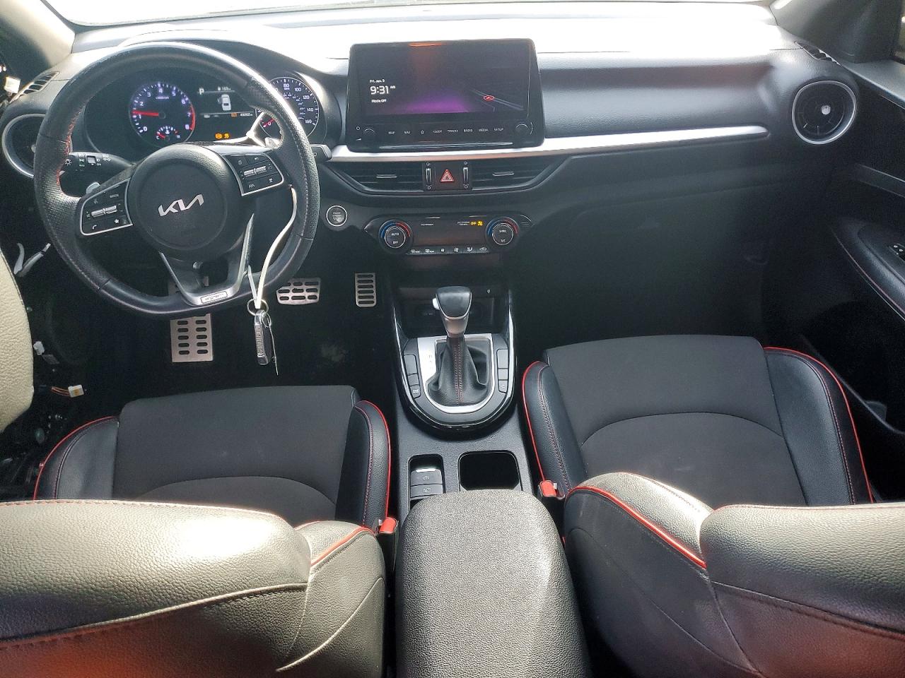 2023 KIA FORTE GT photo 8
