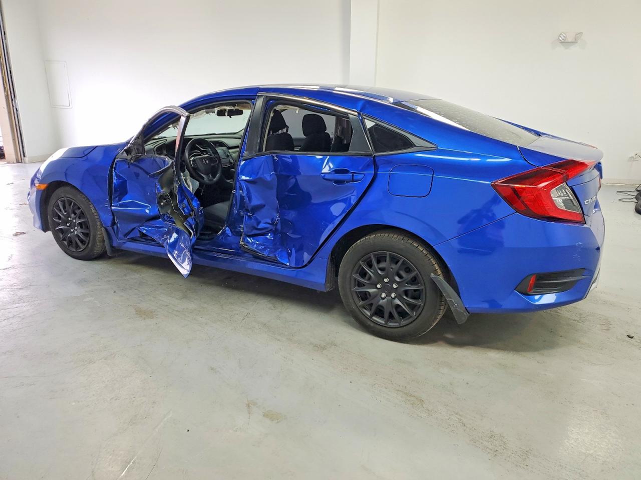 2020 HONDA CIVIC LX photo 3